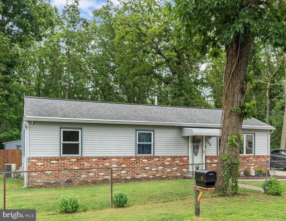109 SPRUCE BLVD, Browns Mills, NJ 08015