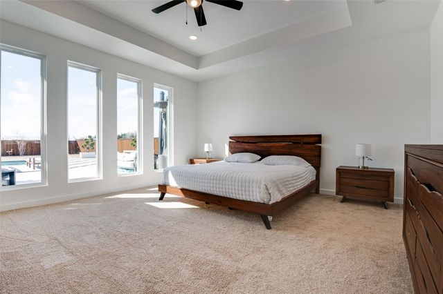 307 Highland Avenue, Red Oak, TX 75154
