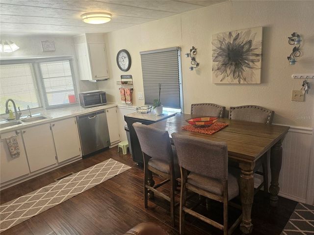 3317 OVERCUP OAK TERRACE, Sarasota, FL 34237