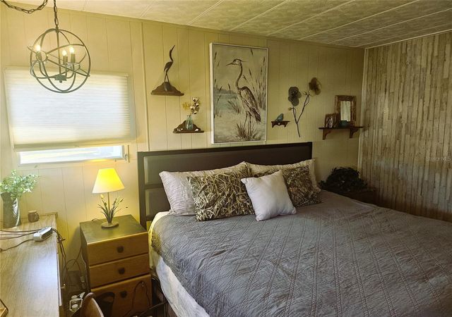 3317 OVERCUP OAK TERRACE, Sarasota, FL 34237