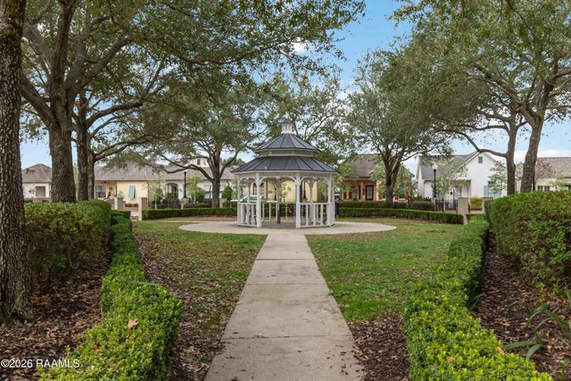 201 Settlers Trace Boulevard Apt 2405, Lafayette, LA 70508