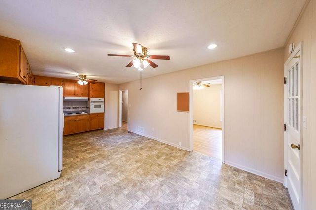 900 Victoria Lane, Oxford, GA 30054