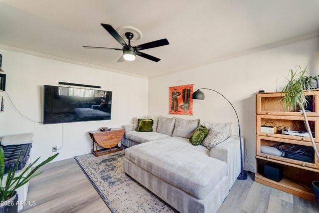 8055 E THOMAS Road D102, Scottsdale, AZ 85251