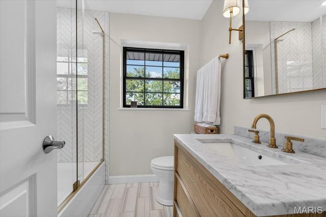 55 Berkshire Drive, Richmond Heights, MO 63117