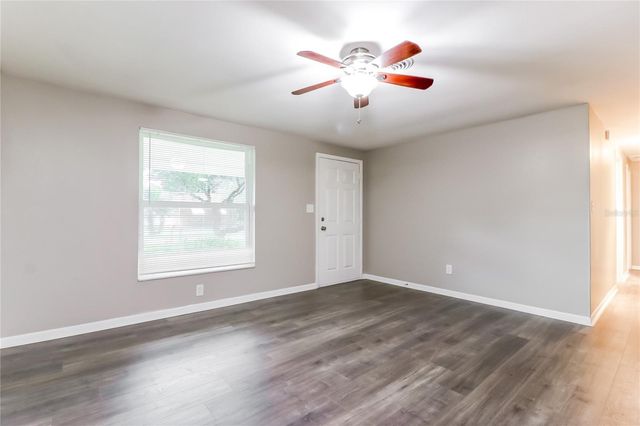 921 HILLSIDE DRIVE, Lutz, FL 33549