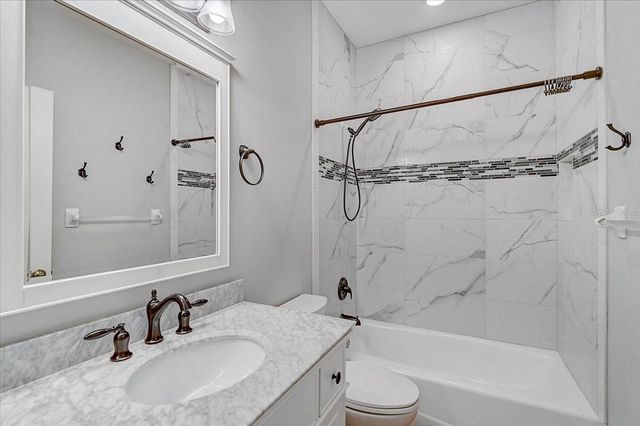 10647 OLD GROVE CIRCLE, Bradenton, FL 34212