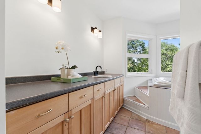 170 Old Bolton Road, Stow, MA 01775