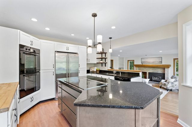 170 Old Bolton Road, Stow, MA 01775