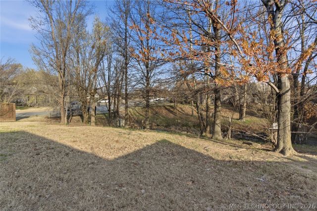 1124 W Fargo Drive, Broken Arrow, OK 74012