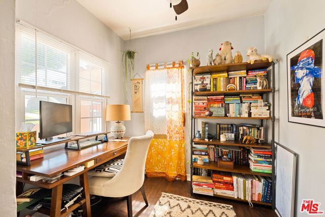 4253 Franklin Avenue, Los Angeles, CA 90027