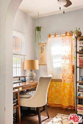 4253 Franklin Avenue, Los Angeles, CA 90027