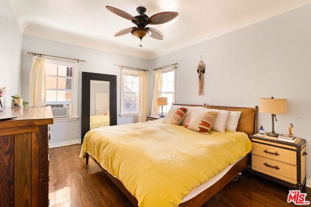 4253 Franklin Avenue, Los Angeles, CA 90027