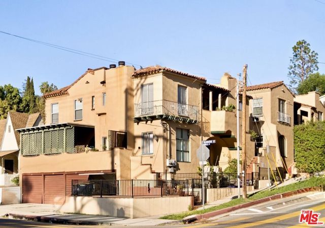 4253 Franklin Avenue, Los Angeles, CA 90027