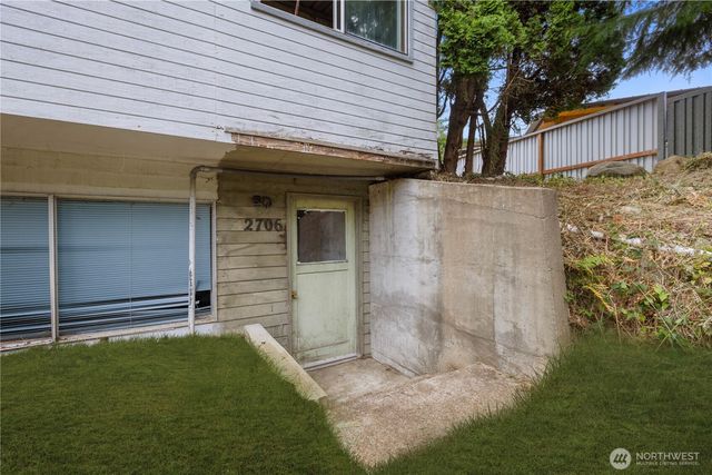2706 S 276th Place, Federal Way, WA 98003