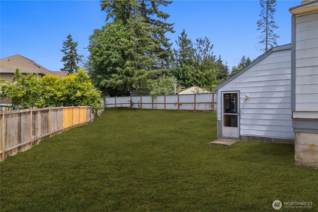 2706 S 276th Place, Federal Way, WA 98003
