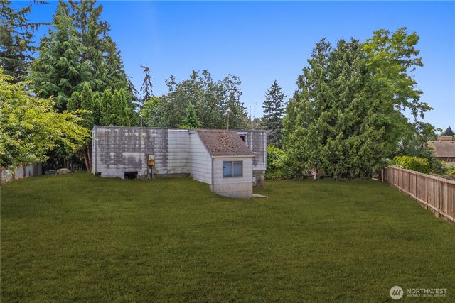 2706 S 276th Place, Federal Way, WA 98003