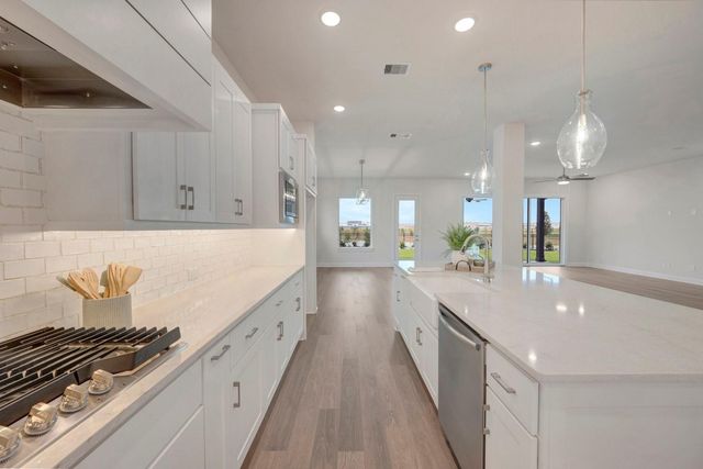 31534 Bluebell Avenue, Fulshear, TX 77423