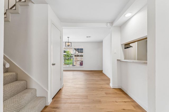 4104 Belle Park Drive 4104, Houston, TX 77072