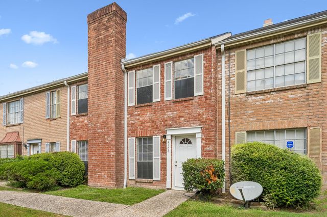 4104 Belle Park Drive 4104, Houston, TX 77072