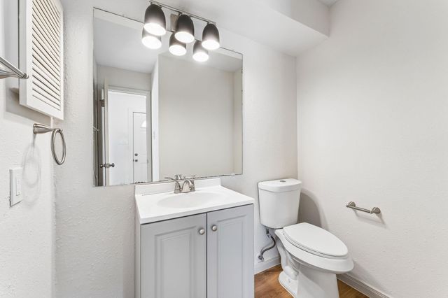 4104 Belle Park Drive 4104, Houston, TX 77072