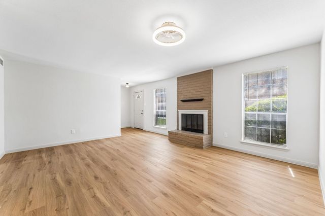 4104 Belle Park Drive 4104, Houston, TX 77072