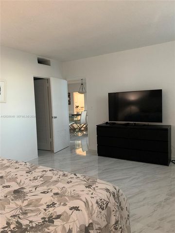 3901 S Ocean Dr 12V, Hollywood, FL 33019