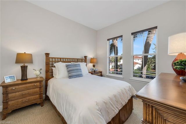 2375 TERRA VERDE LN, Naples, FL 34105