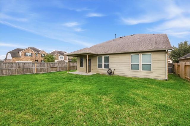 30253 Creekside Drive, Brookshire, TX 77423