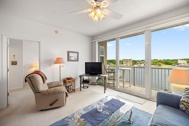 321 Bream Avenue 508, Fort Walton Beach, FL 32548