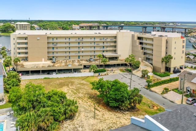 321 Bream Avenue 508, Fort Walton Beach, FL 32548