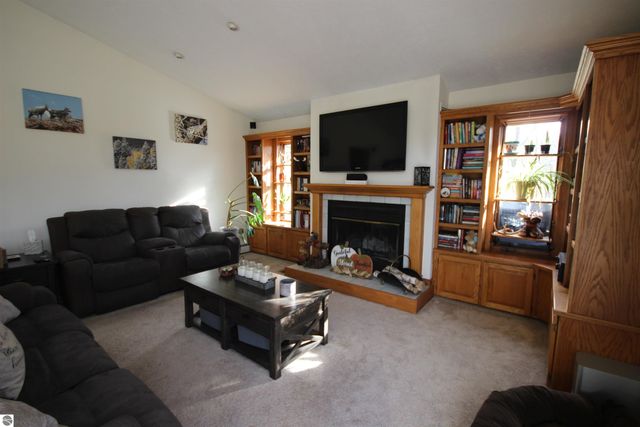 5645 Tilton Road, Traverse City, MI 49684