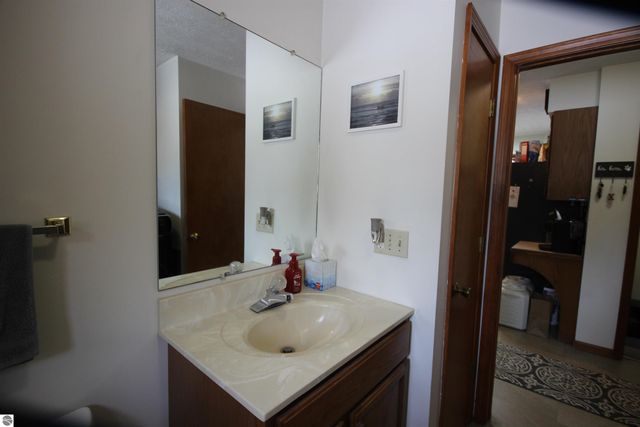 5645 Tilton Road, Traverse City, MI 49684