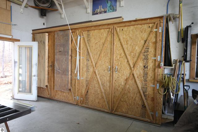 5645 Tilton Road, Traverse City, MI 49684