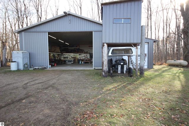 5645 Tilton Road, Traverse City, MI 49684