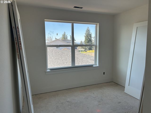 16169 Barlow Trail Ln, Oregon City, OR 97045