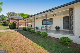 17 Crestwood Road, Cartersville, GA 30121