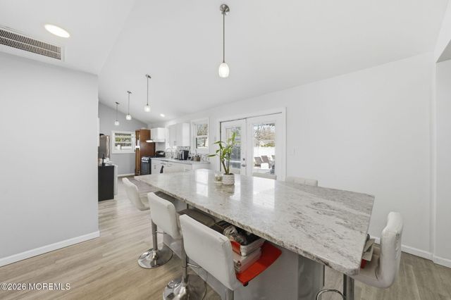 67 London Road, Brick, NJ 08723