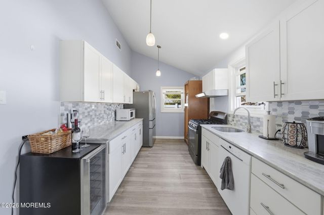 67 London Road, Brick, NJ 08723