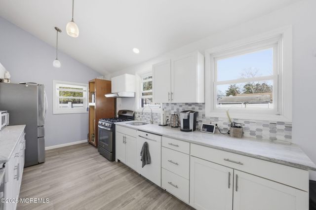 67 London Road, Brick, NJ 08723