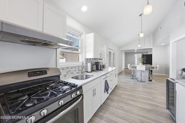 67 London Road, Brick, NJ 08723