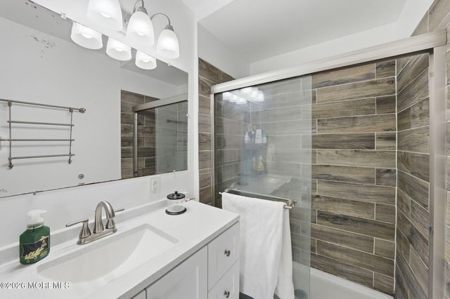 67 London Road, Brick, NJ 08723