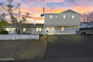 67 London Road, Brick, NJ 08723