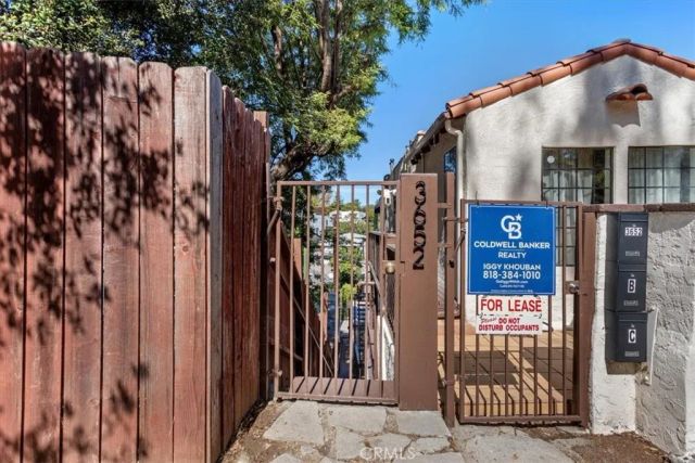 3652 Fredonia B, Los Angeles, CA 90068