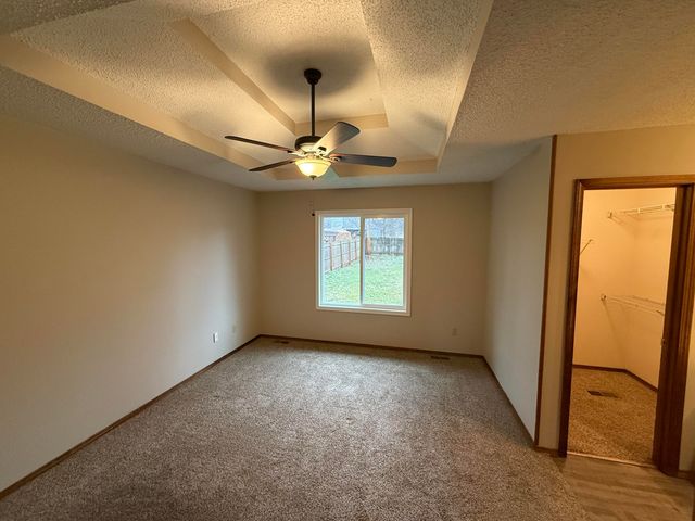 1419 W Whiteside Street, Springfield, MO 65807