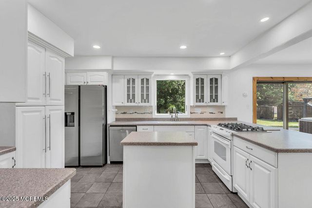 34 Birmingham Drive, Jackson, NJ 08527