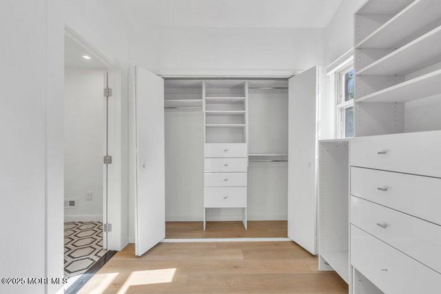 34 Birmingham Drive, Jackson, NJ 08527