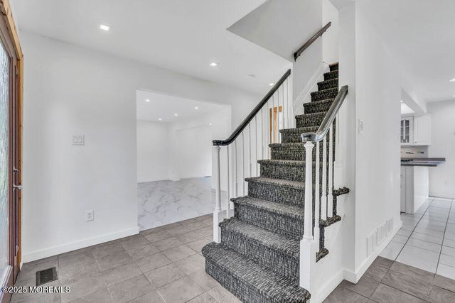 34 Birmingham Drive, Jackson, NJ 08527