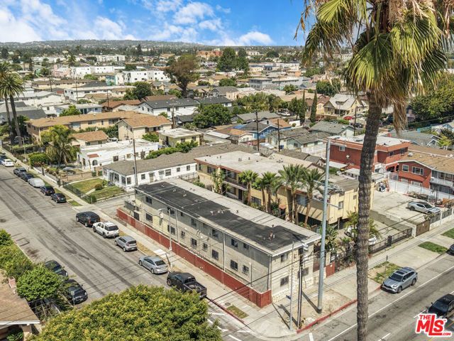 7427 S Figueroa Street, Los Angeles, CA 90003