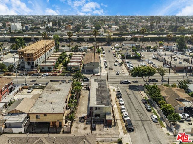 7427 S Figueroa Street, Los Angeles, CA 90003
