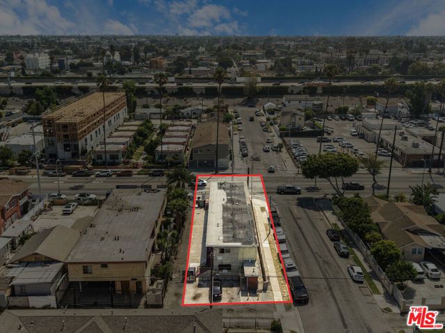 7427 S Figueroa Street, Los Angeles, CA 90003
